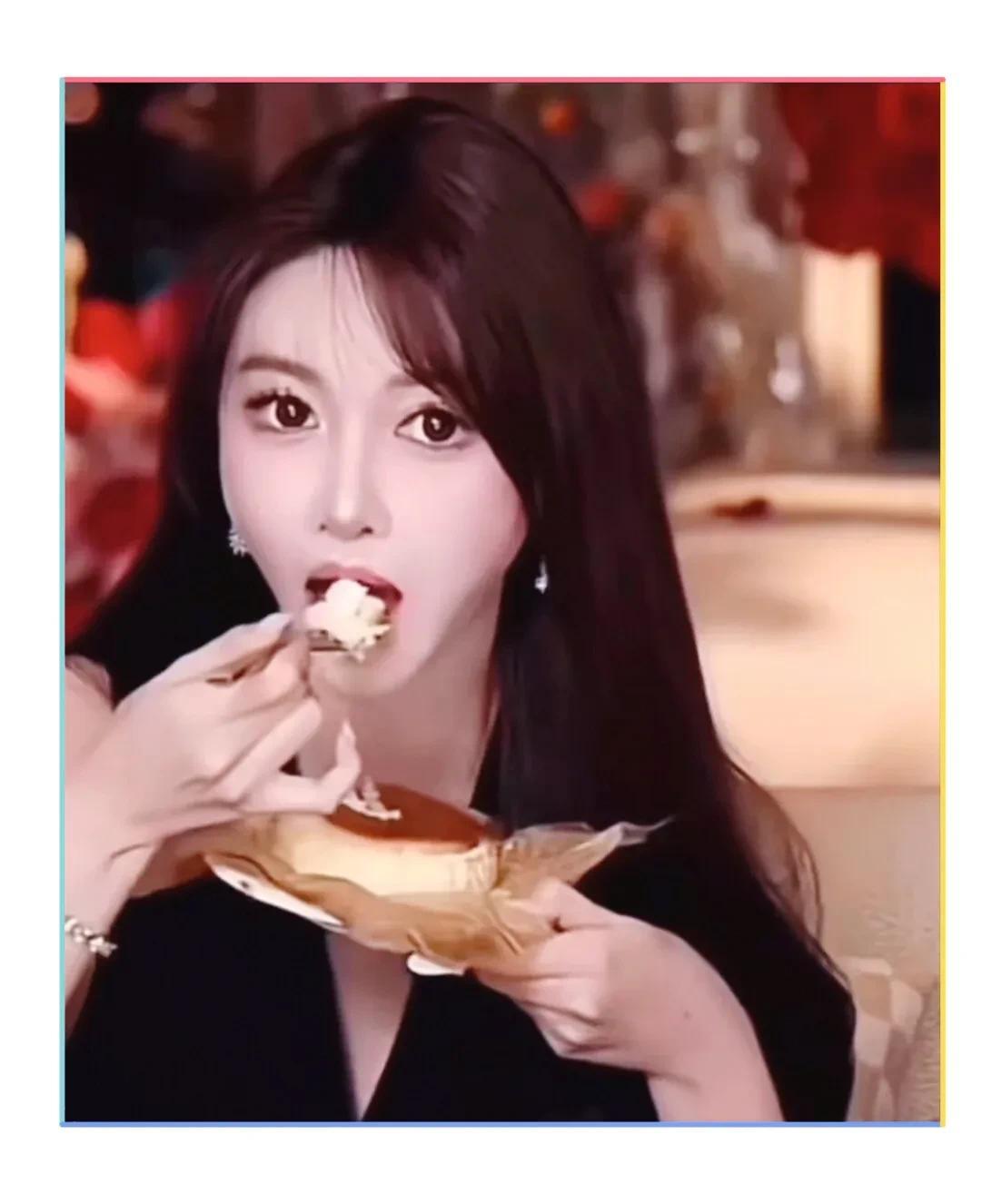 黄晓明参加好友孩子满月宴，被网友吐槽姨味重，叶柯称仍相信爱情