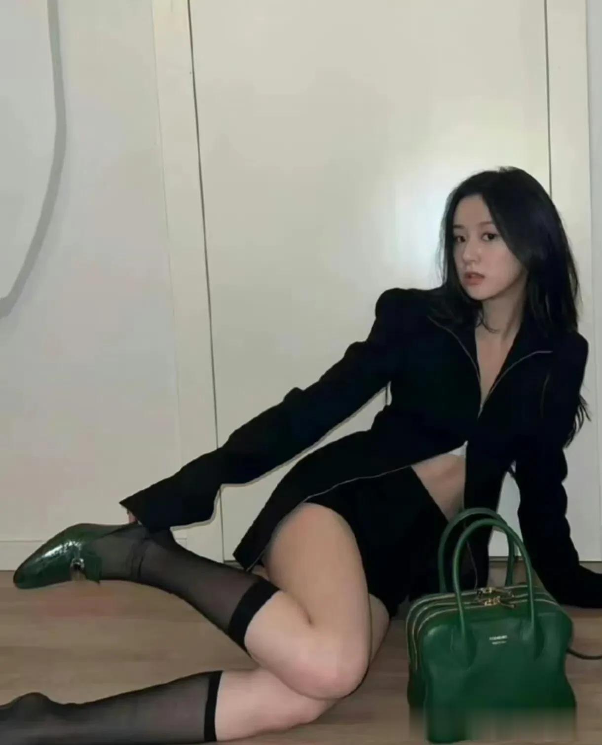 包上恩又美又飒,狠狠心动