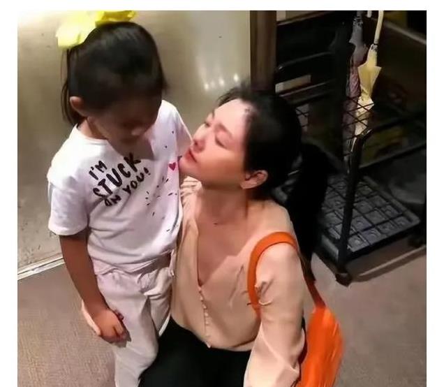 S妈白忙活了一场！她发文说的“骗子”到底指谁？网友给出了答案