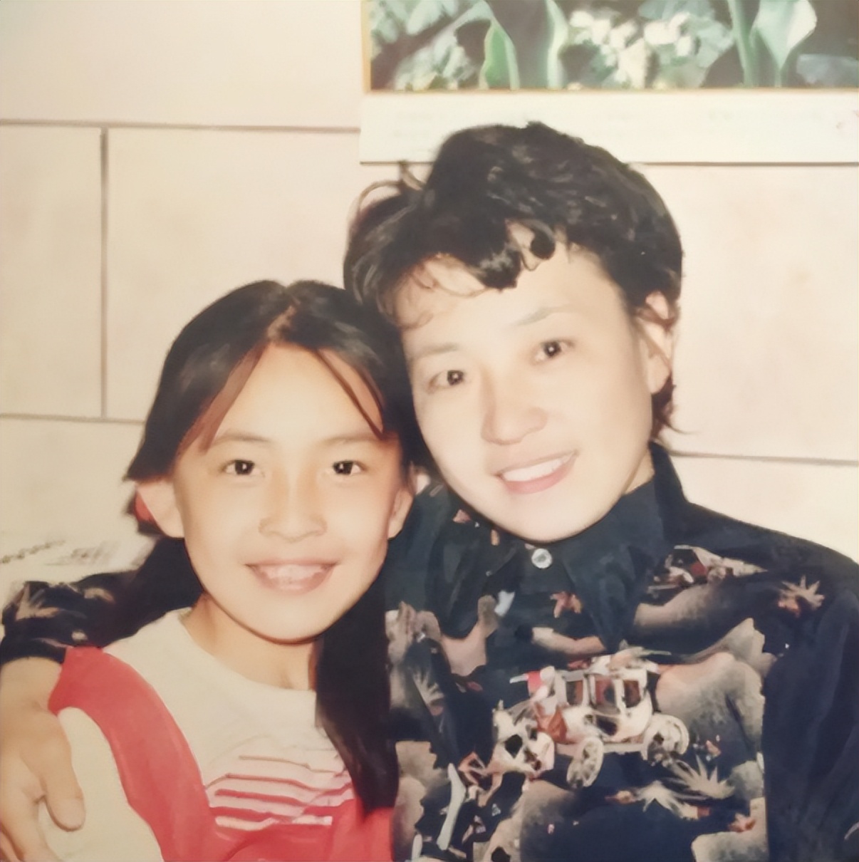 曾是最美央视才女,甩掉孙红雷嫁给张嘉益,37岁再嫁富豪成赢家?