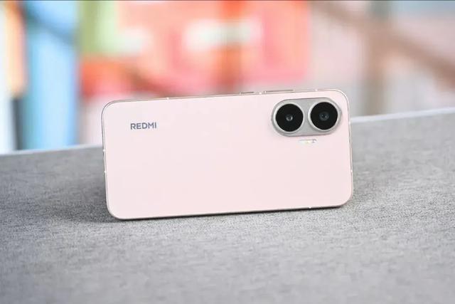 2025 年最值得入手的五款直屏手机，512G价格“雪崩”，用五年不换