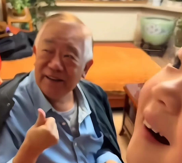 83岁高明近况:儿子高亮去世5个月,儿媳已成他和妻子的晚年依靠