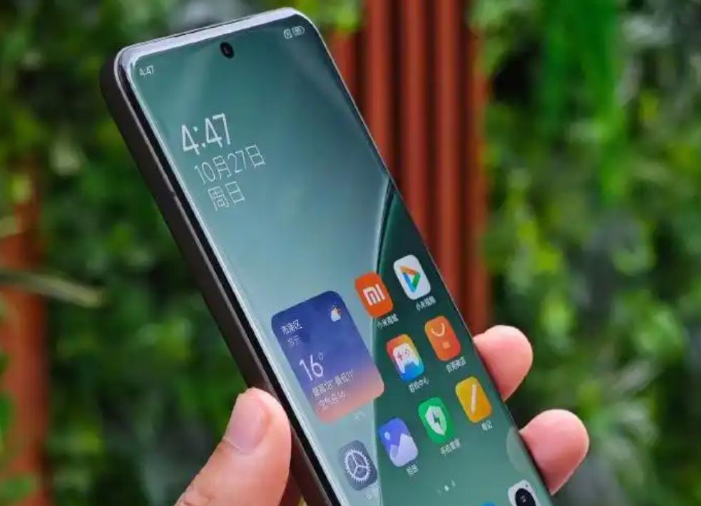 小米618亮出底牌，2K屏+120倍變焦，16+1TB頂配旗艦跳水1500元