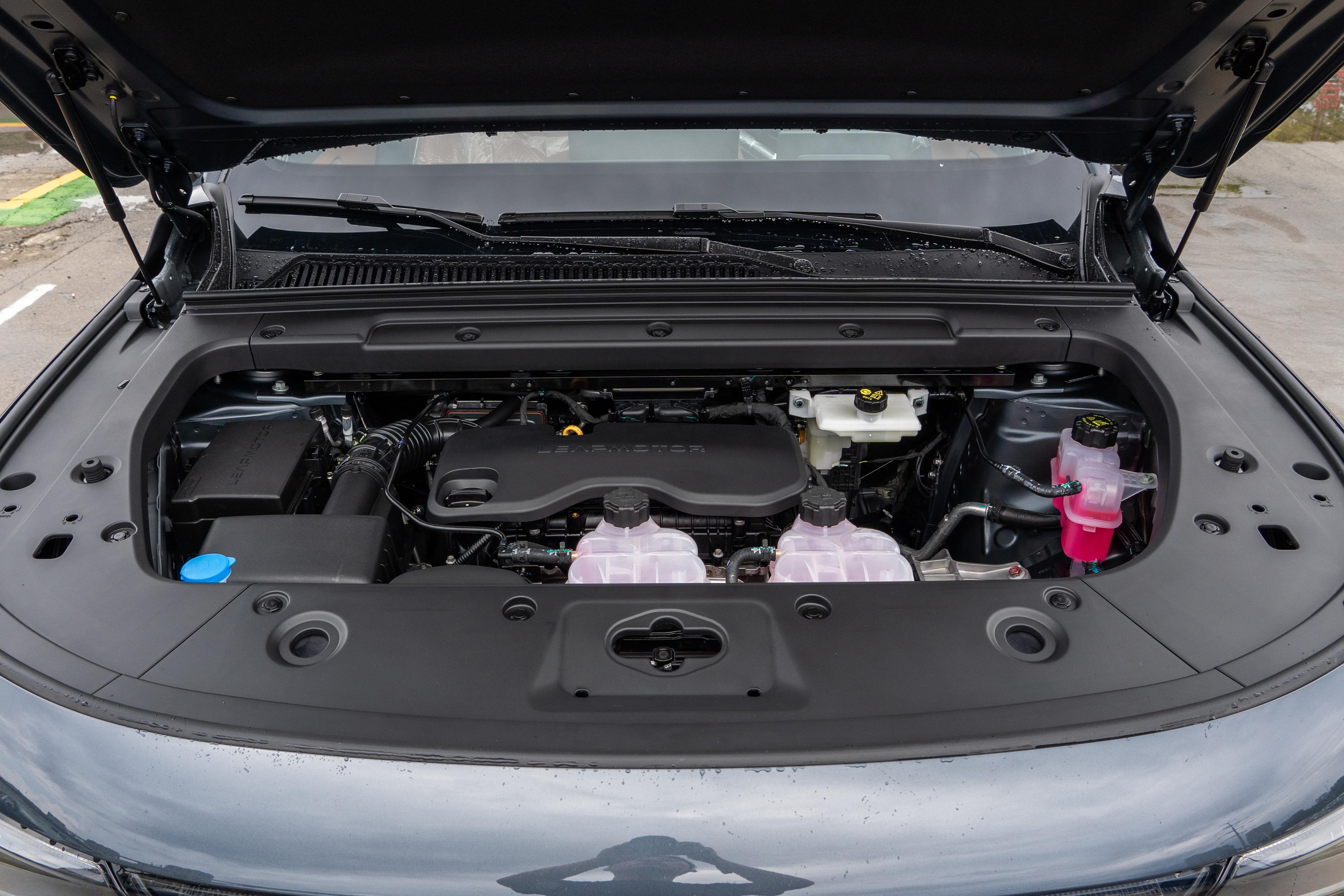 不到15万就有激光雷达，605km长续航+800V快充，零跑C10家用很香