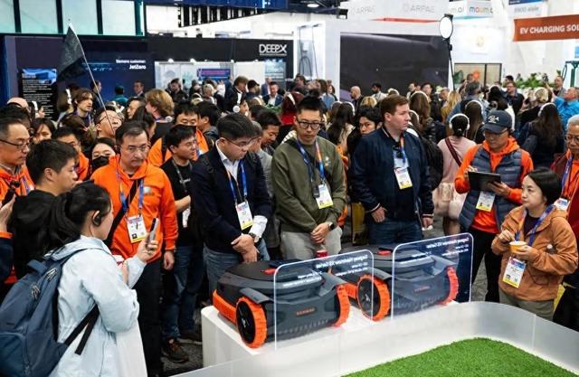 2025北美割草机大爆发,九号、松灵、追觅刀锋对决|焦点分析