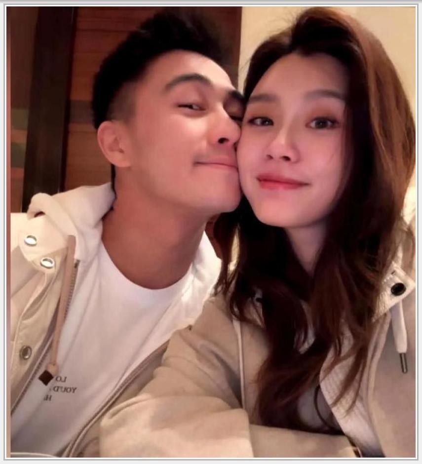 BY2妹被曝收天价封口费!何猷君旧照引热议,四太反对早有苗头