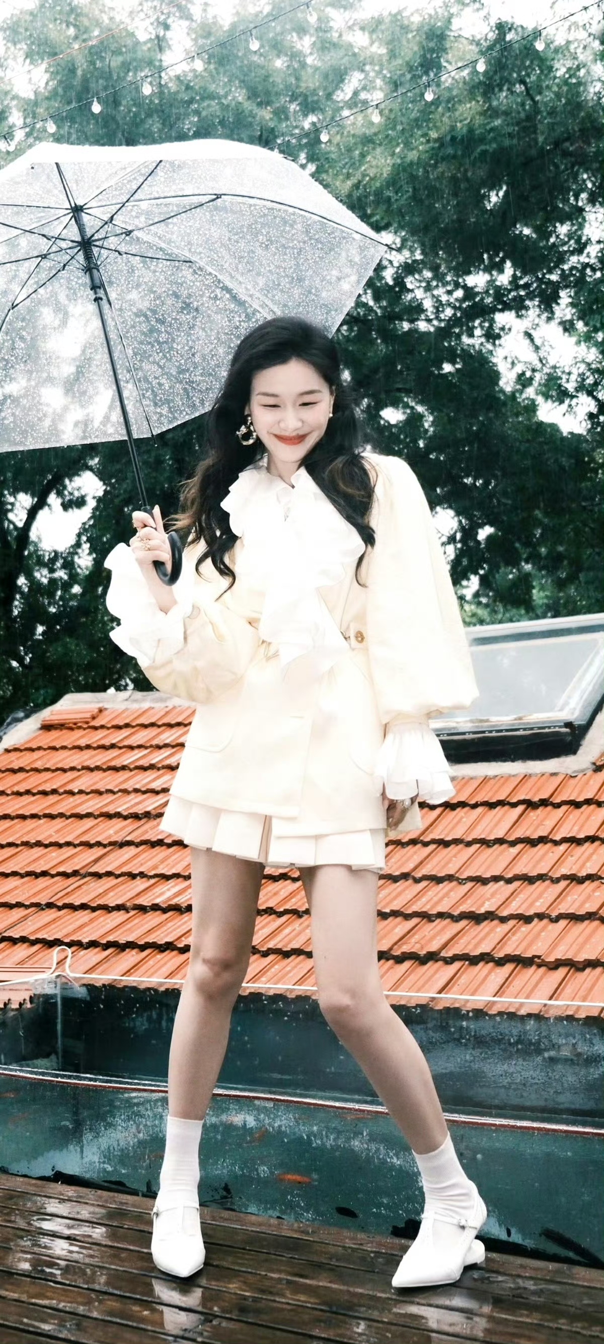 金靖 一个幽默的美女,身材很好