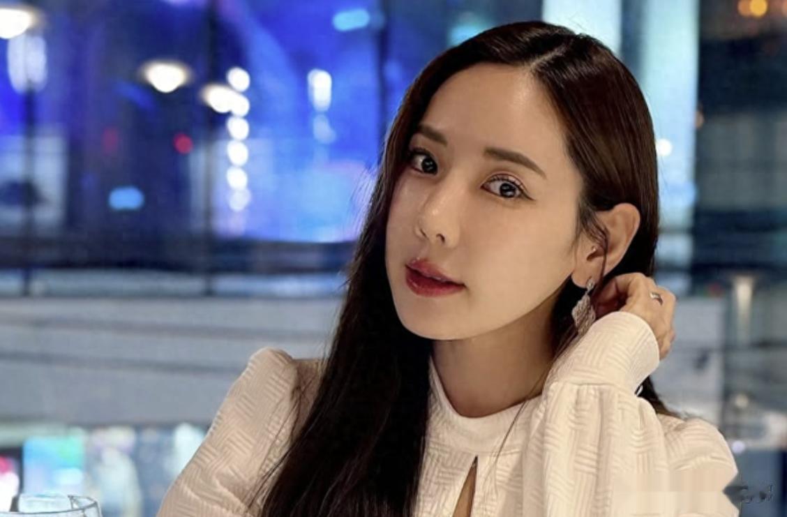 韩国女星43岁想要孩子，丈夫却回“5年后再说”，她用一句话怒怼