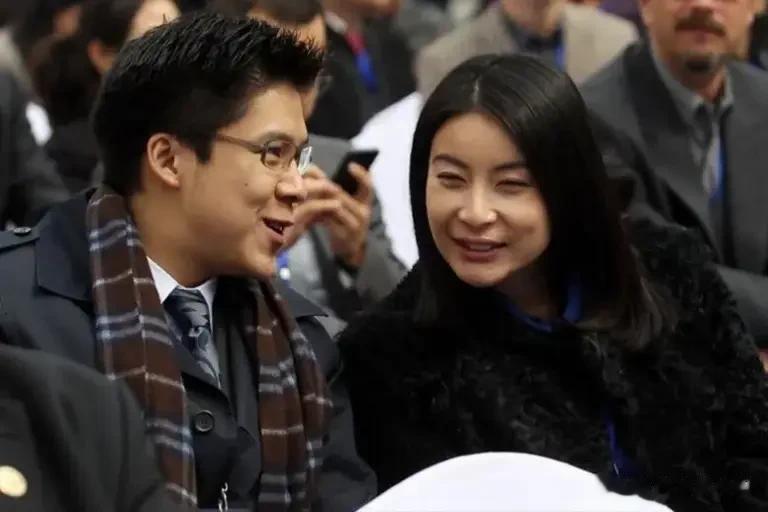 郭晶晶的“小肚子”，是打在畸形审美脸上最响亮的耳光