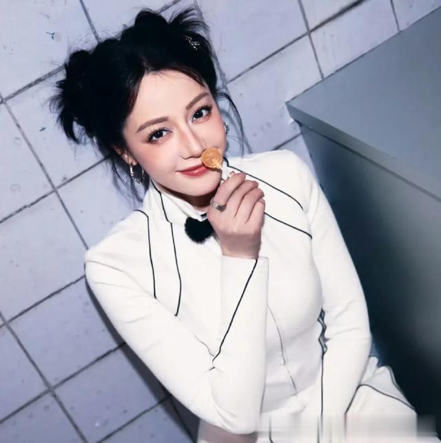 迪丽热巴 好伟大的一张脸