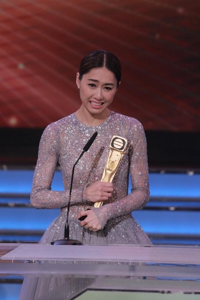 TVB双料视后胡定欣闪婚后“叛逃”离巢！22年苦熬成空