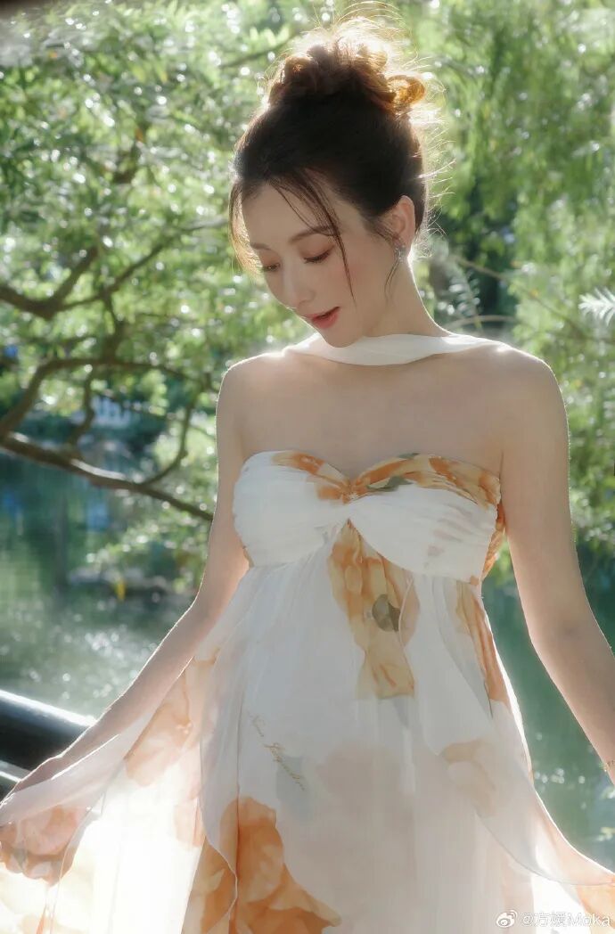 郭富城38岁妻子方媛，晒三胎孕晚期Vlog自曝“已经96斤啦”