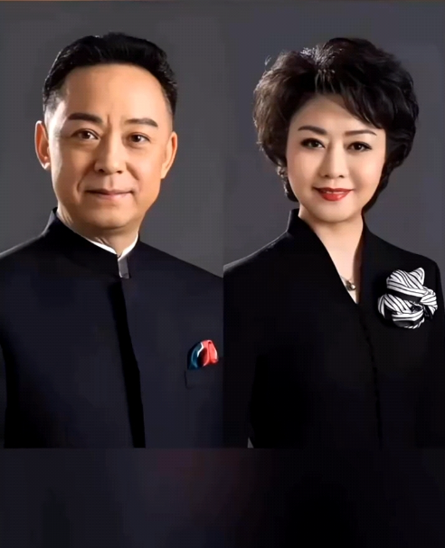 越扒越多？曝亲密照、嘲讽内地观众的于魁智，真被刘桂娟说中了