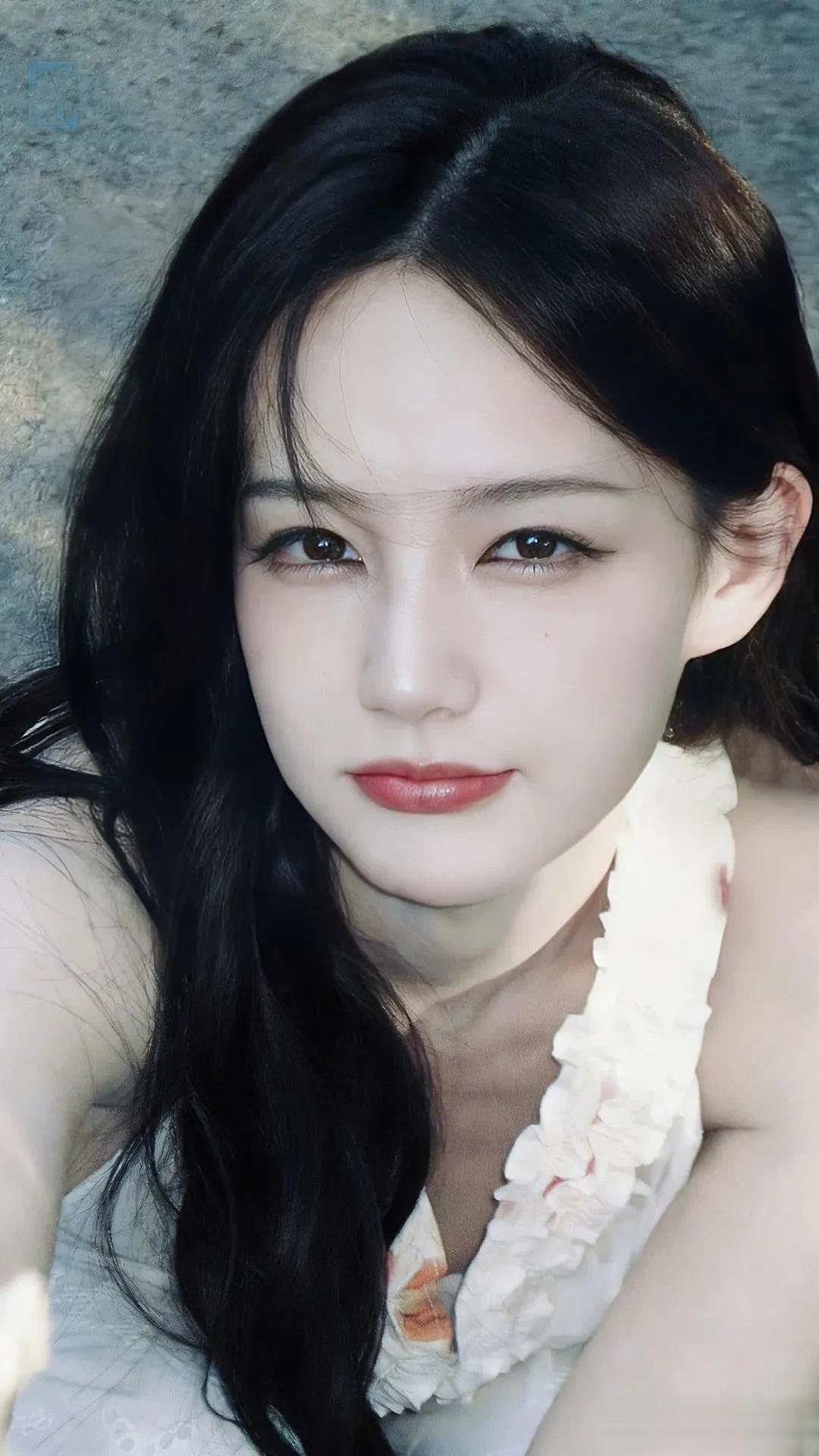 明星写真生图鉴赏｜李一桐