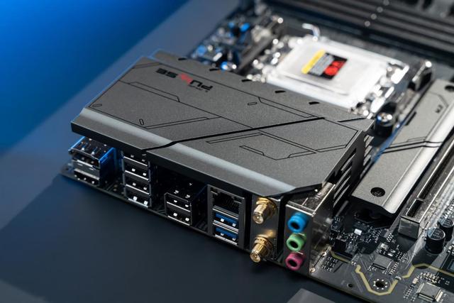 中端高性价比新甜品!蓝宝石PULSE脉动B850MP WIFI主板测评