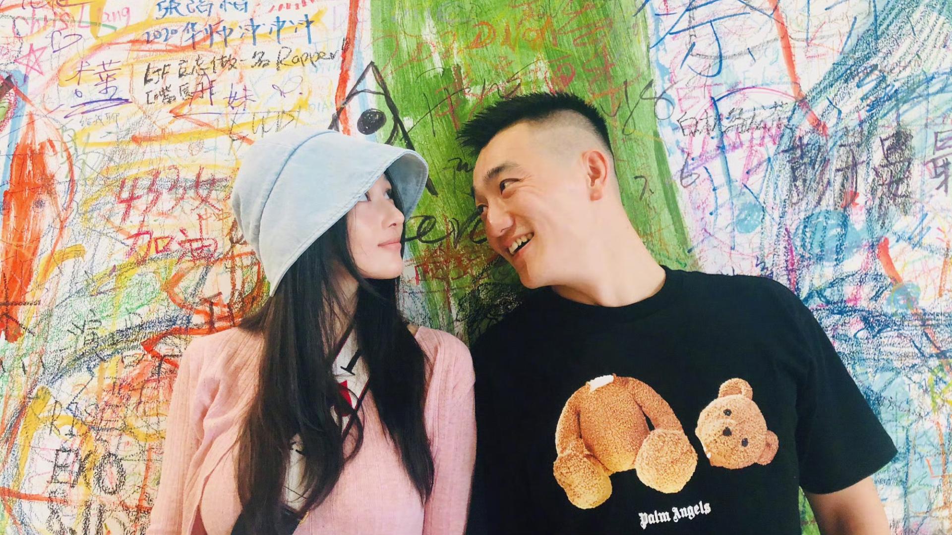 结婚7年！张馨予罕见发何捷合照！这才是爱情该有的样子