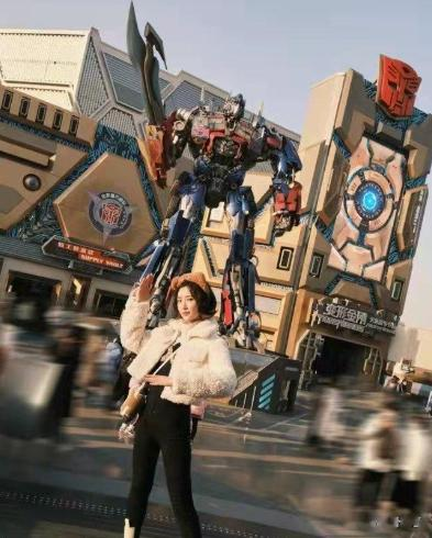 七年后再看毛晓彤,才明白她当初和陈翔分手,是多么正确的决定