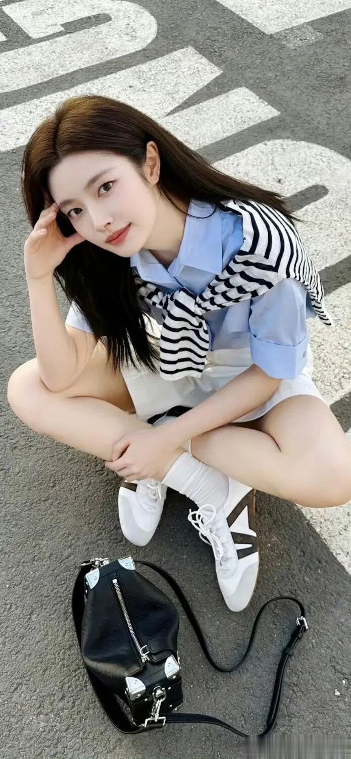 徐若晗美图分享