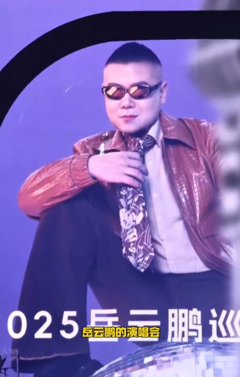 摊事了！央视主持人海外游，带妻女高调炫耀海外生活，被网友骂惨