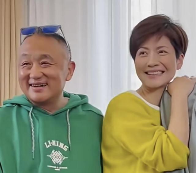 《十六岁的花季》重聚，“白雪”依然年轻，战士强显老，2人去世