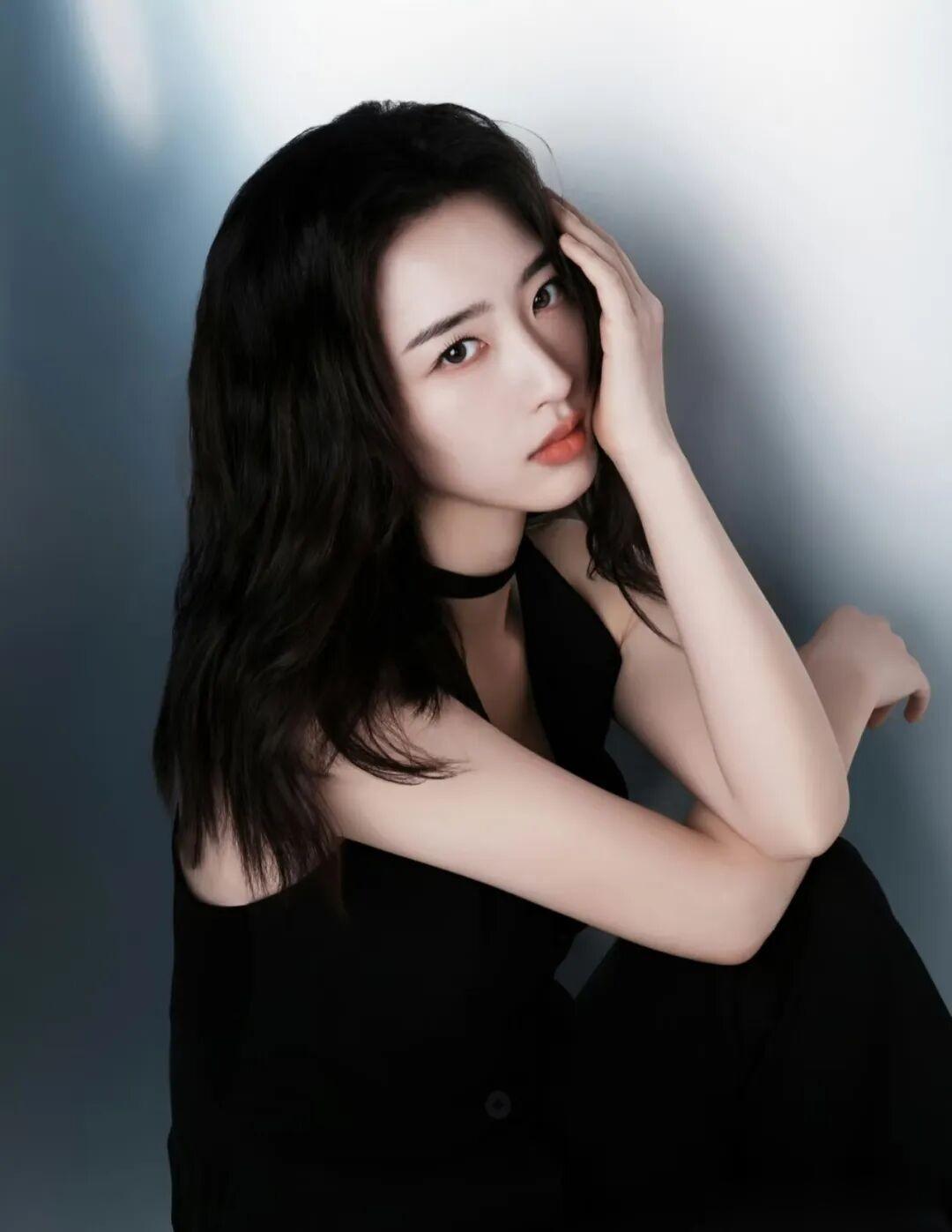 邓恩熙魅力美图