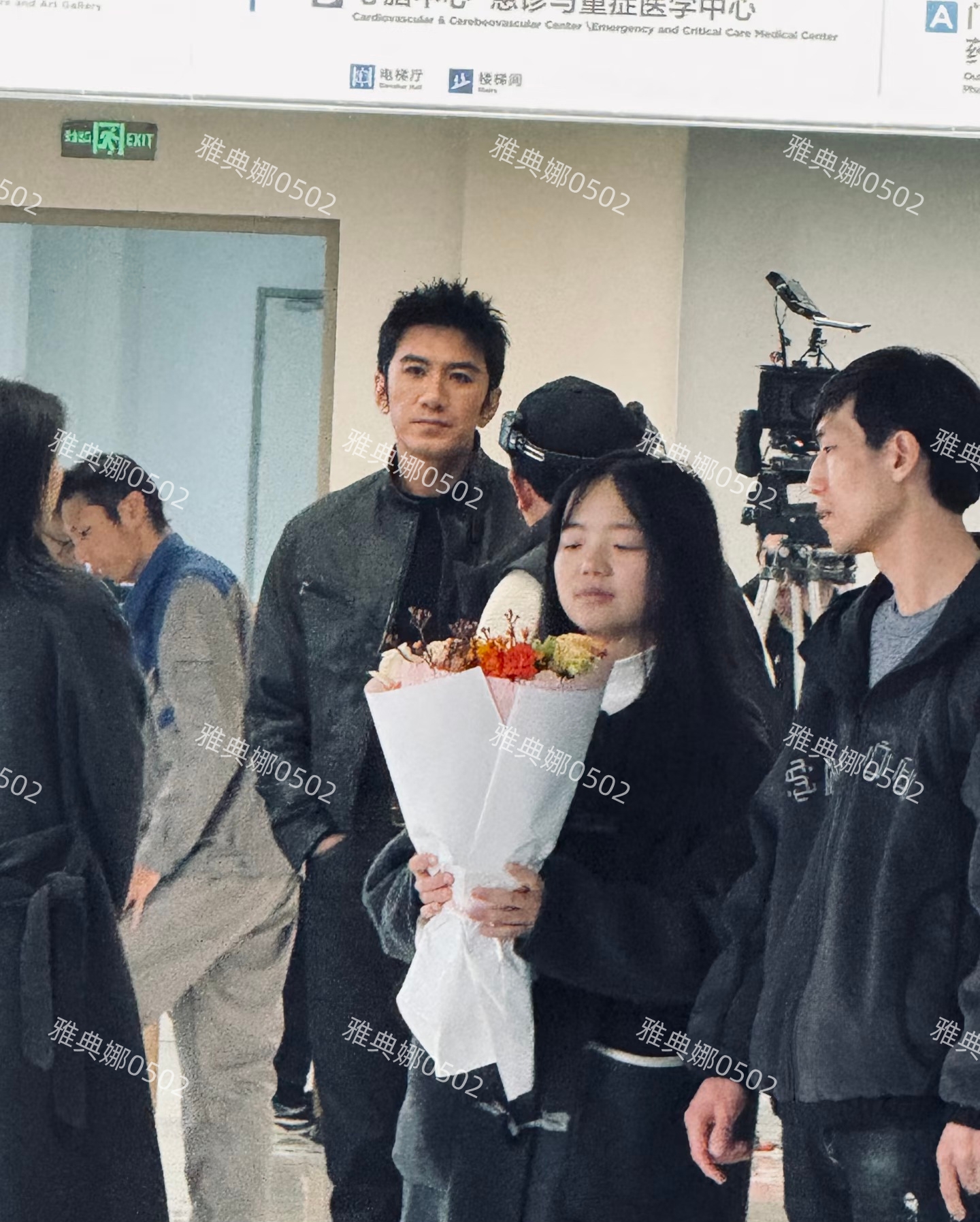 吴谨言的美貌被低估了，她不不上镜本人脸特别小眉清目秀又瘦又白