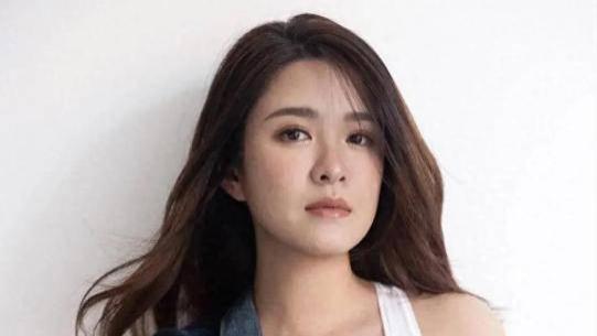 TVB前小花瘦身回归，甩大妈形象颜值翻盘，自曝仅减4斤却判若两人