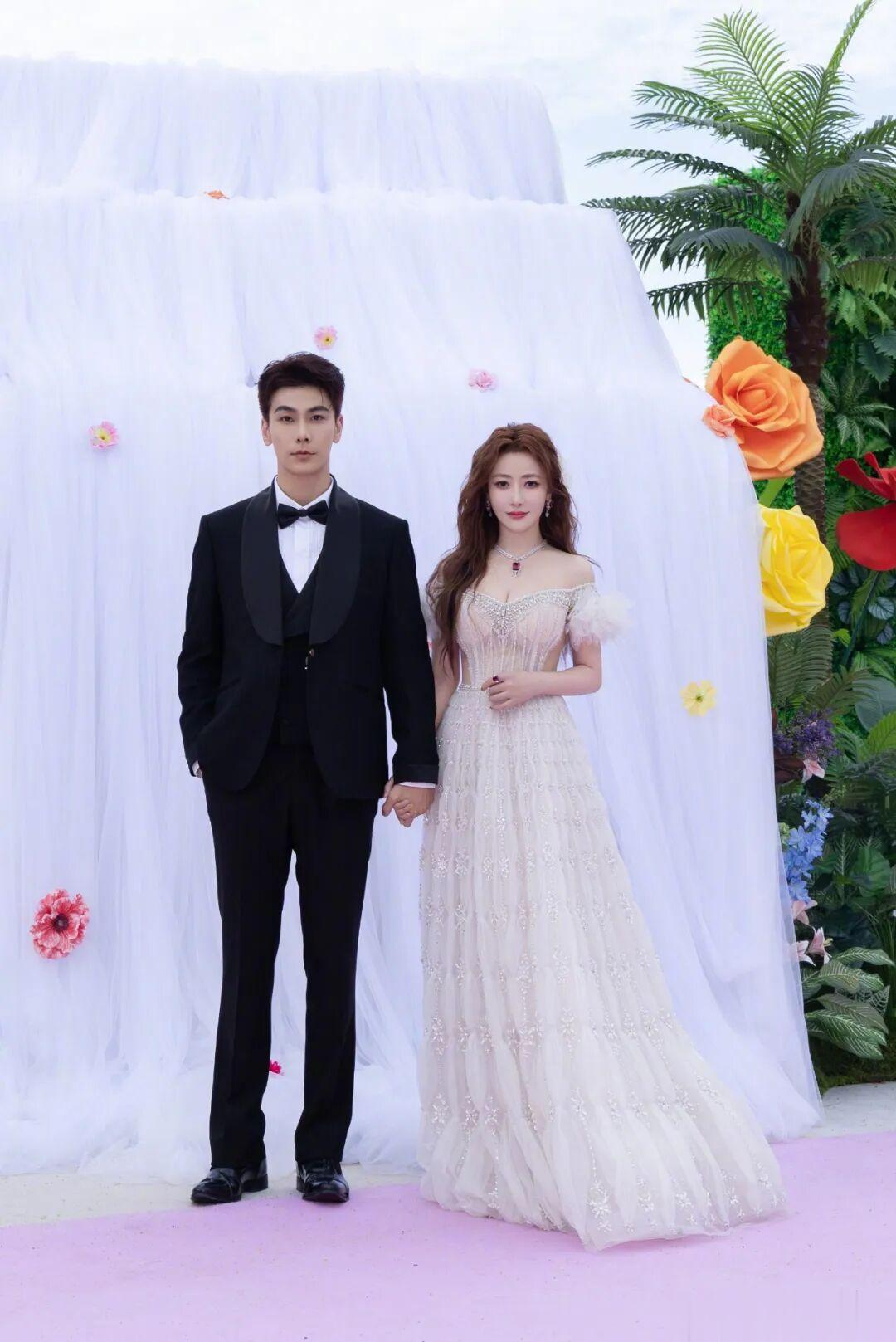 50岁女演员自曝停工3年做12次试管均失败,已婚9年很想要一个孩子