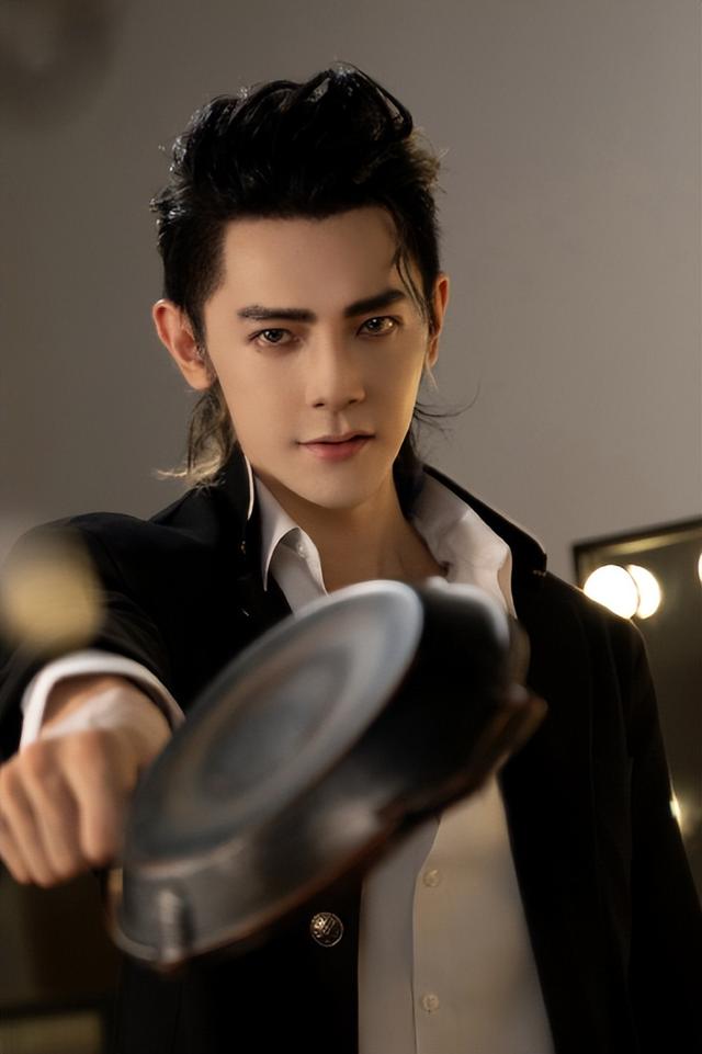 自曝当第三者,现透露未婚原因,不婚不爱的他已经走上了另一条路