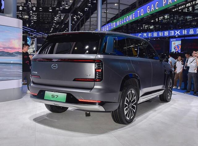 传祺造了辆“揽胜”！连隔音都多层，激光雷达+22喇叭，提速5.8s