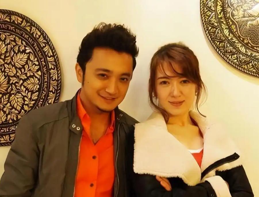 2026年春晚主持人官宣不到24小时,恶心一幕发生 尼格买提被骂惨了