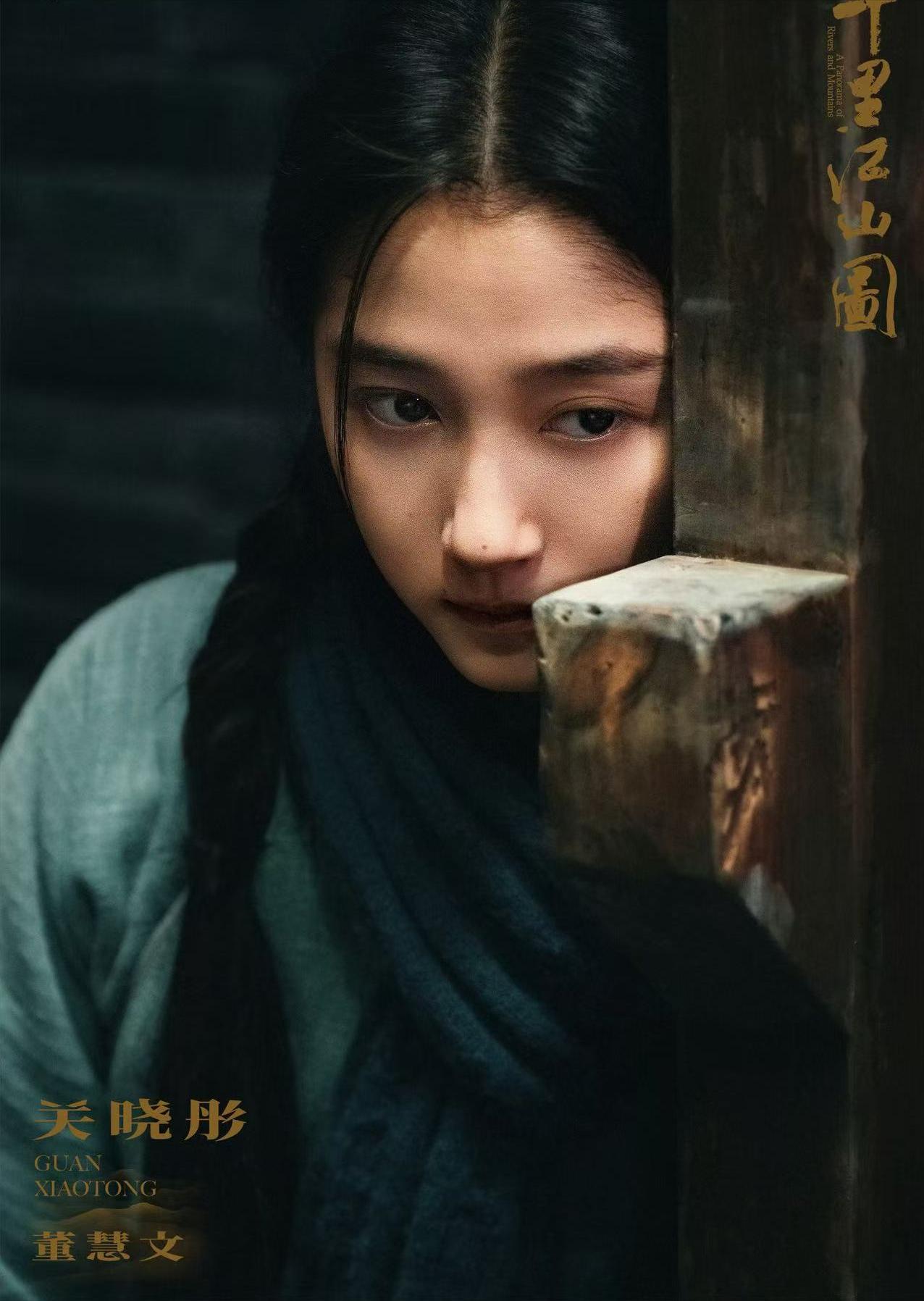 丑闻风波6天后，关晓彤王安宇接连官宣喜讯，撕下鹿晗最后的体面