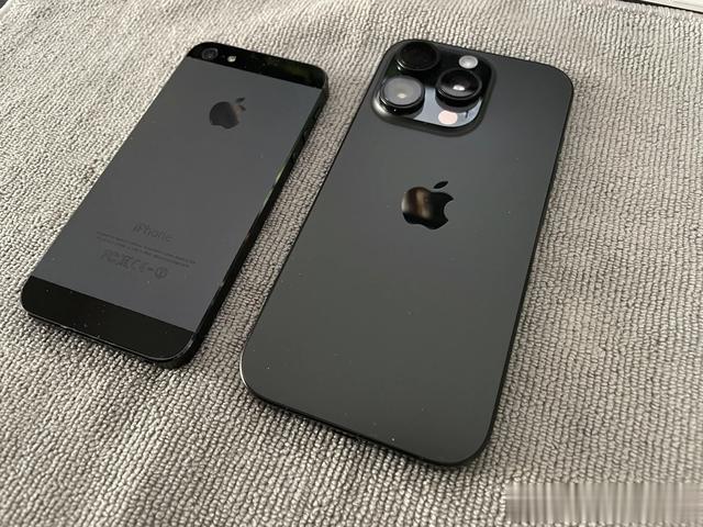 为什么手机厂商不愿配备10000毫安大电池?