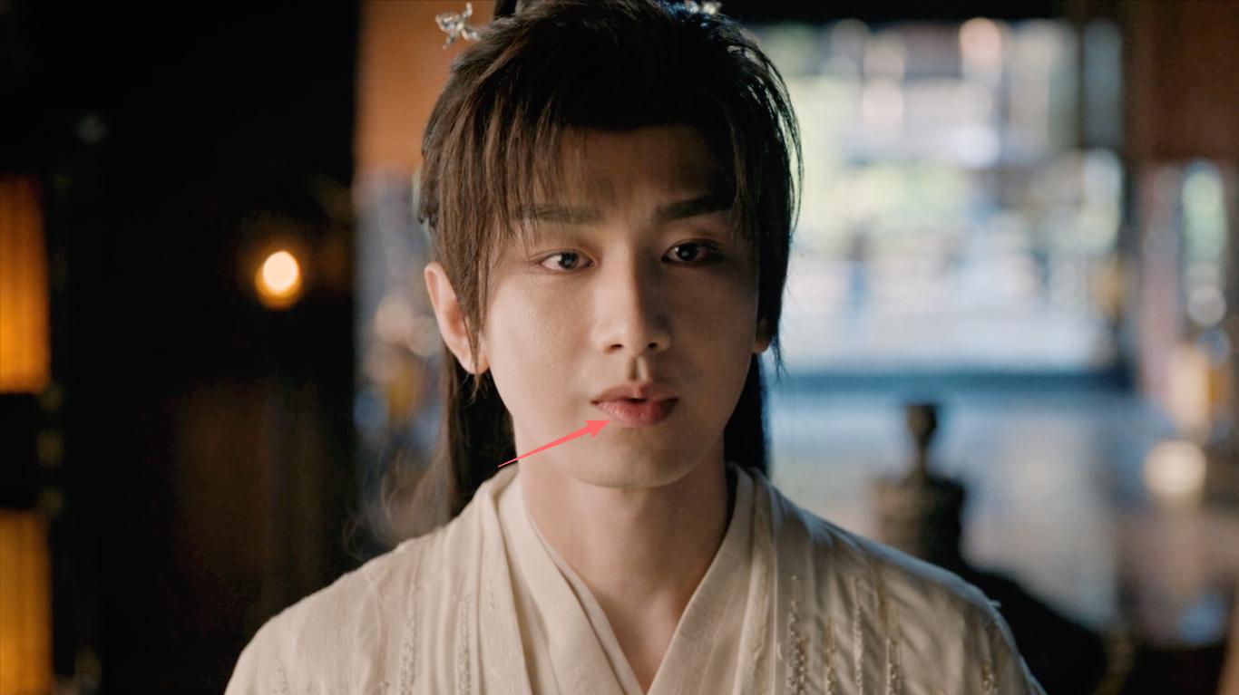 男演员长相多重要?看35岁成毅和37岁罗云熙,才知何为丑头怪脑!