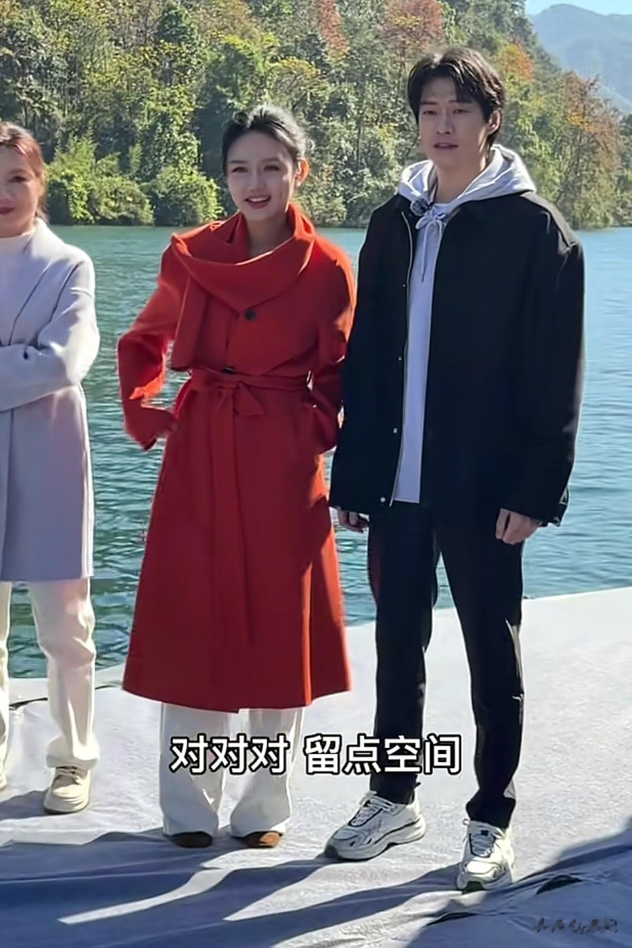 撒贝宁 龙洋四人现身东江湖录节目!帅哥美女真养眼,小撒抬头挺胸