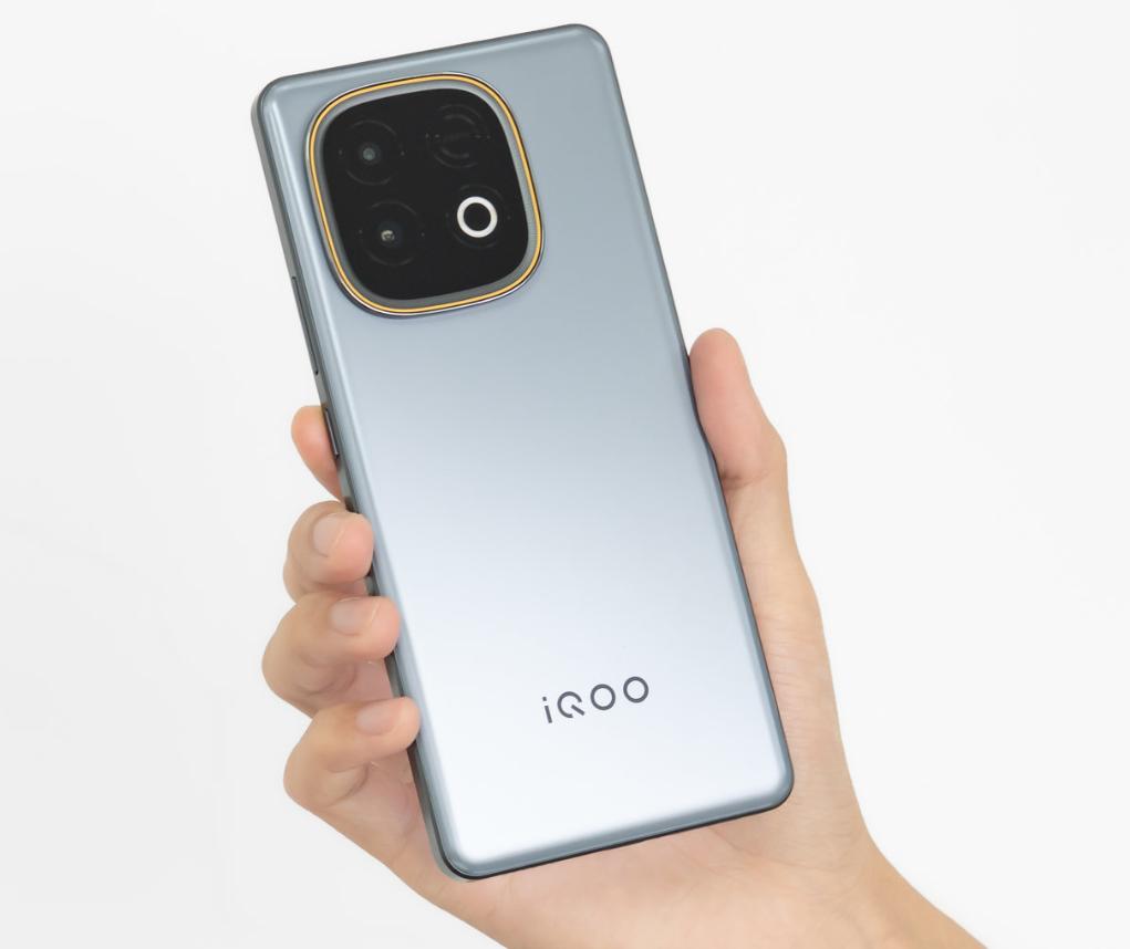 目前可以“閉眼入”的一款手機，高配低價有旗艦芯，輕松用五年