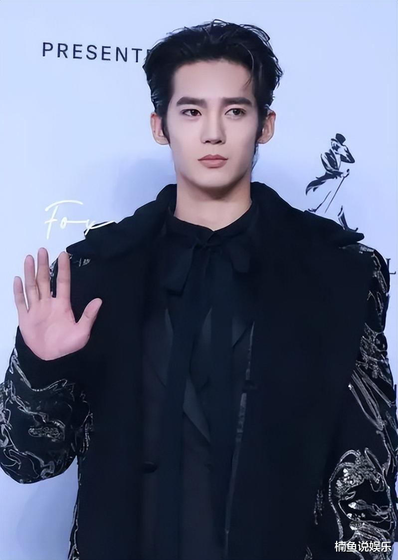 娱乐圈明星失去美颜滤镜之后，一个个都长啥样？