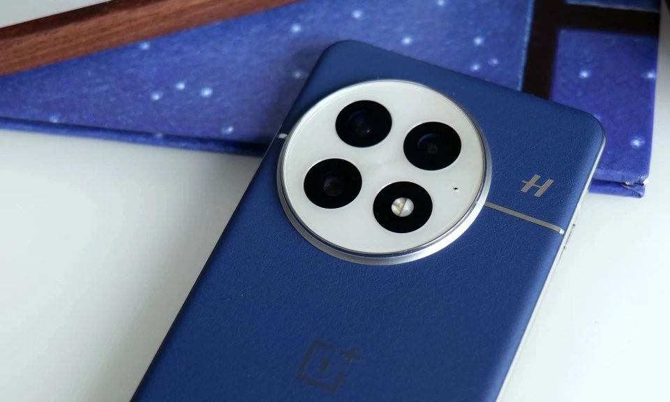 一加徹底“攤牌了”，從4499元降至2897元，高端旗艦加速退場