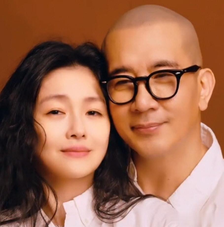 大S去世一周年，母亲黄春梅辟谣：不与具俊晔争遗产，他是我儿子