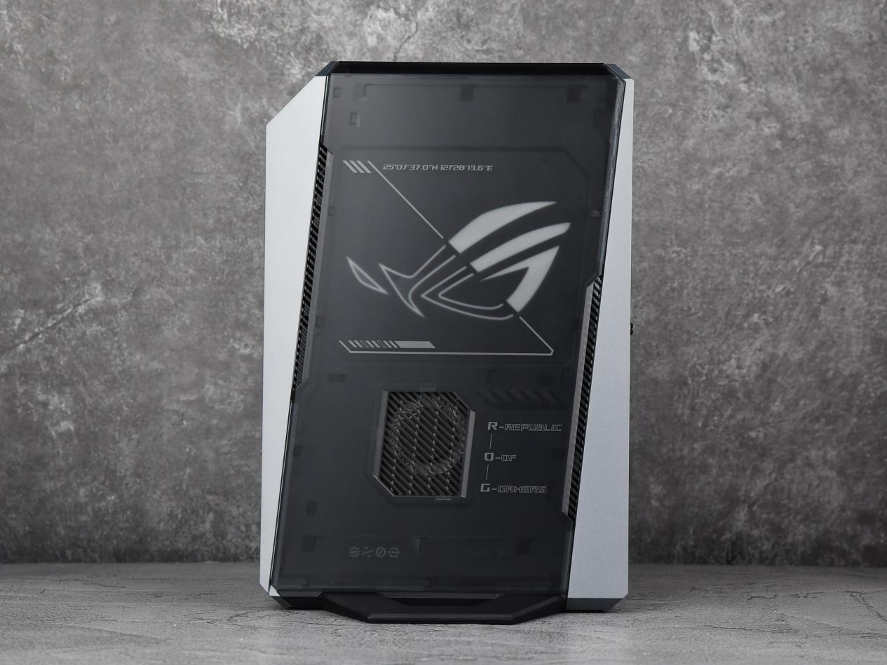 體積是PS5的一半，性能強十數倍！這款迷你主機玩游戲絕了