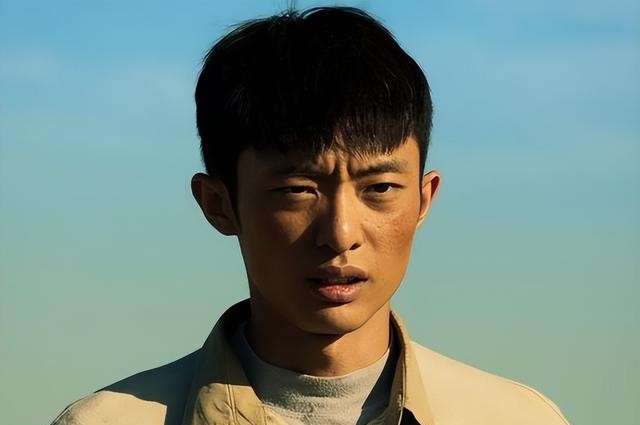 演技平平,却能让于和伟辛柏青轮流为他作配,白宇帆到底什么来头