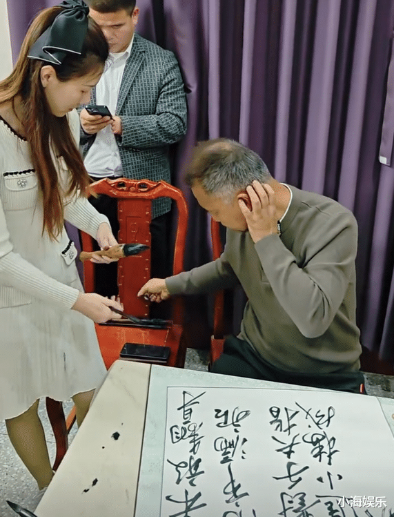 沈巍晓晓疑似同居！晓晓爆沈巍整晚都在看书，沈巍回应爱情观