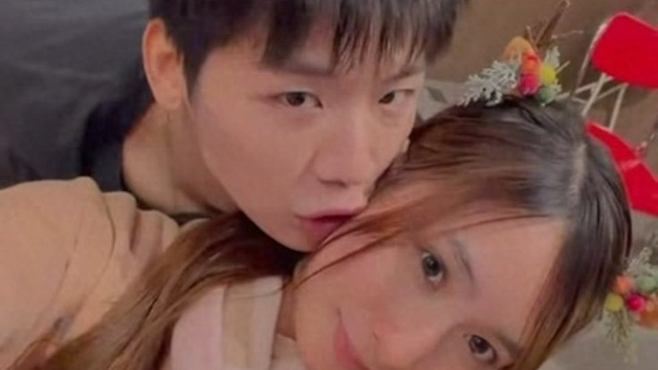 TVB小花懒理风波心情好！遭同学爆料立A0人设，网友：得罪很多人