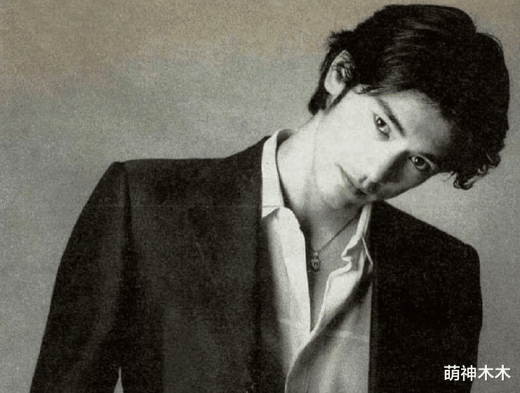 51岁金城武无滤镜生图曝光!人老了撞脸古天乐,头上白发显眼