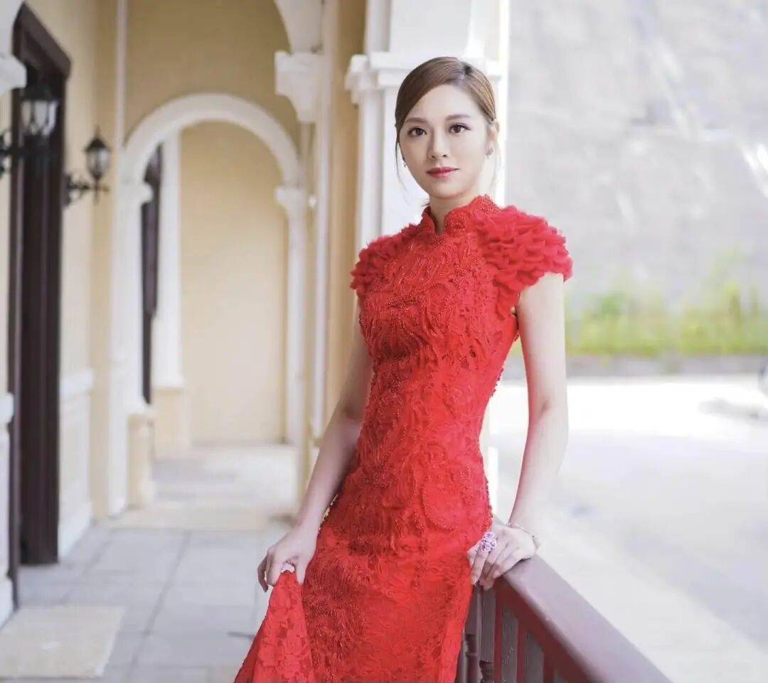 近一年来TVB“最惨”女星，港姐冠军冯盈盈一定会榜上有名