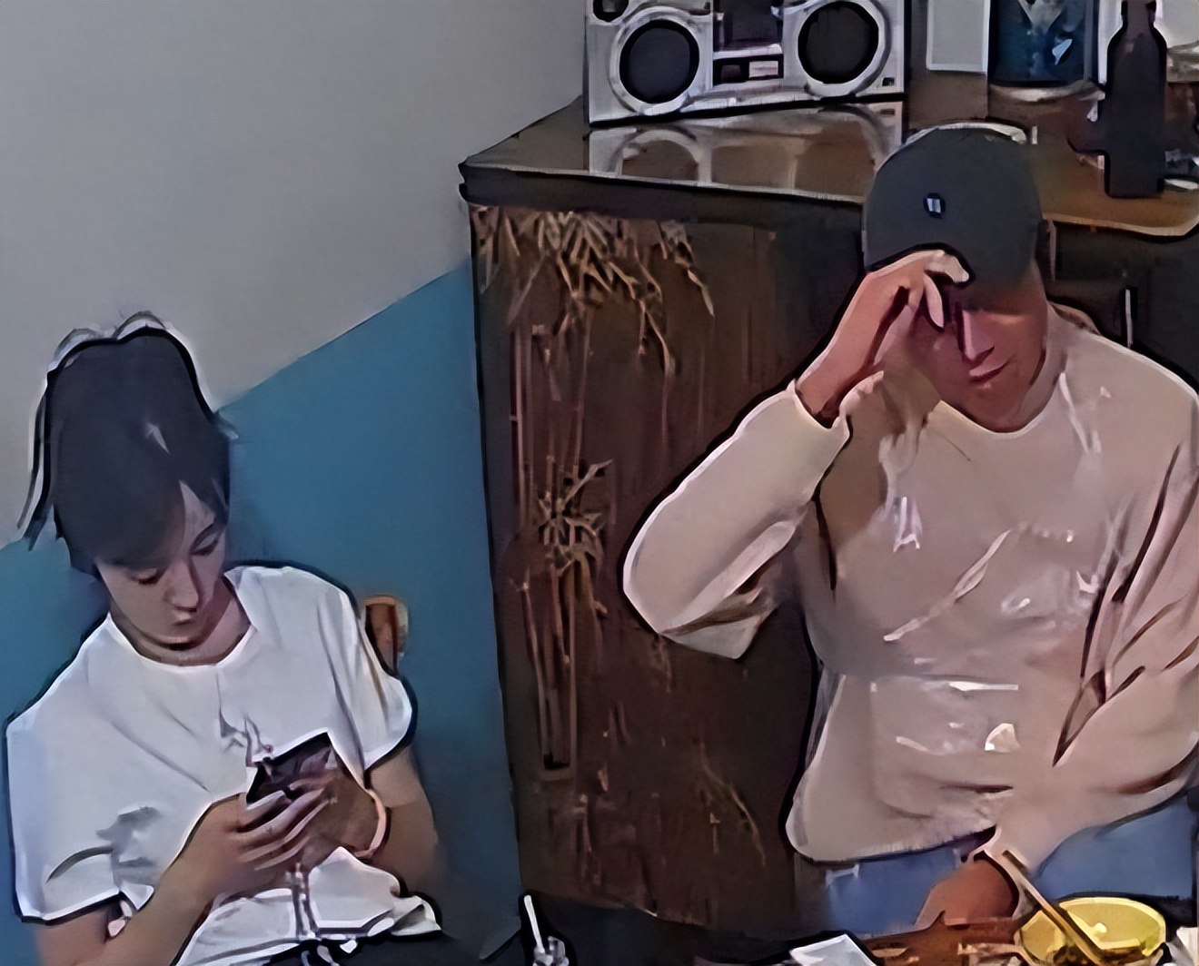 王晓晨和俞灏明高档餐厅约会，小嘴像抹了蜜好会说，俩人点6道菜