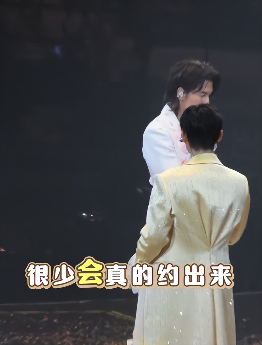 周渝民演唱会上首度回应朱孝天缺席，原来朱孝天并没有说谎