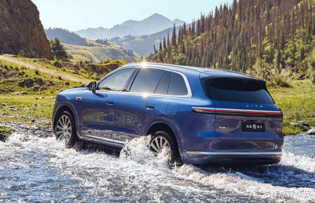 30万级SUV对决,问界M7与理想L7谁更值得入手?