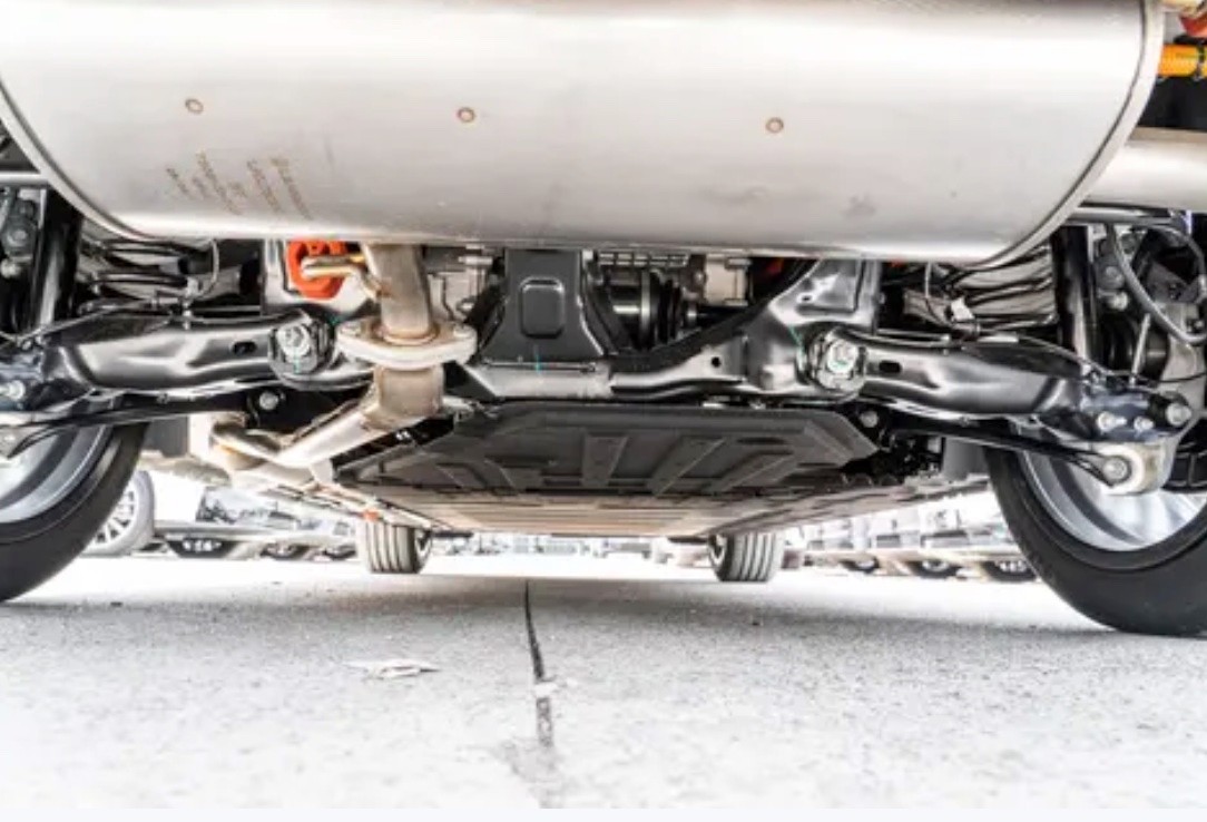 标配8295芯片加双叉臂，2026款零跑C11这波升级到底值不值？