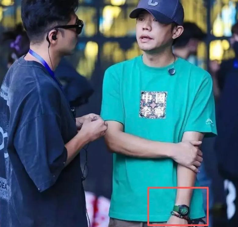 距春节不到一个月，凤凰传奇再传2大消息，封杀传闻彻底真相大白